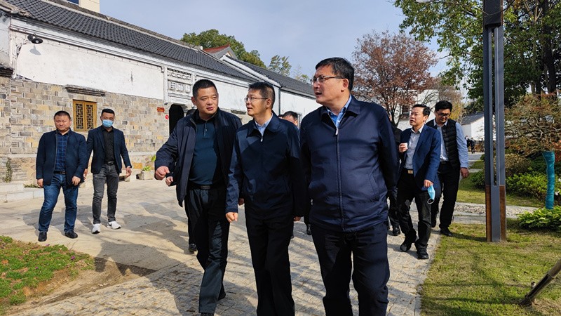 浦口区党政代表团实地考察高淳区高岗项目